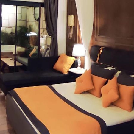 Tnr Otel & Spa Kusadasi Exterior photo